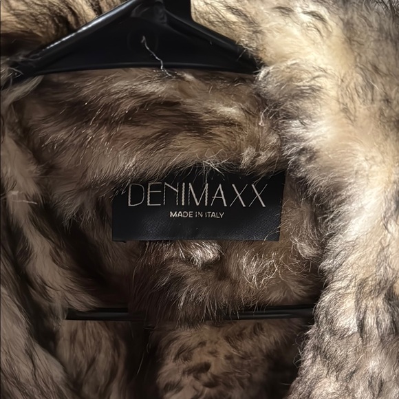 Denimaxx Beige and Brown Fox Fur-Trimmed Women's Coat - Picture 2 of 3